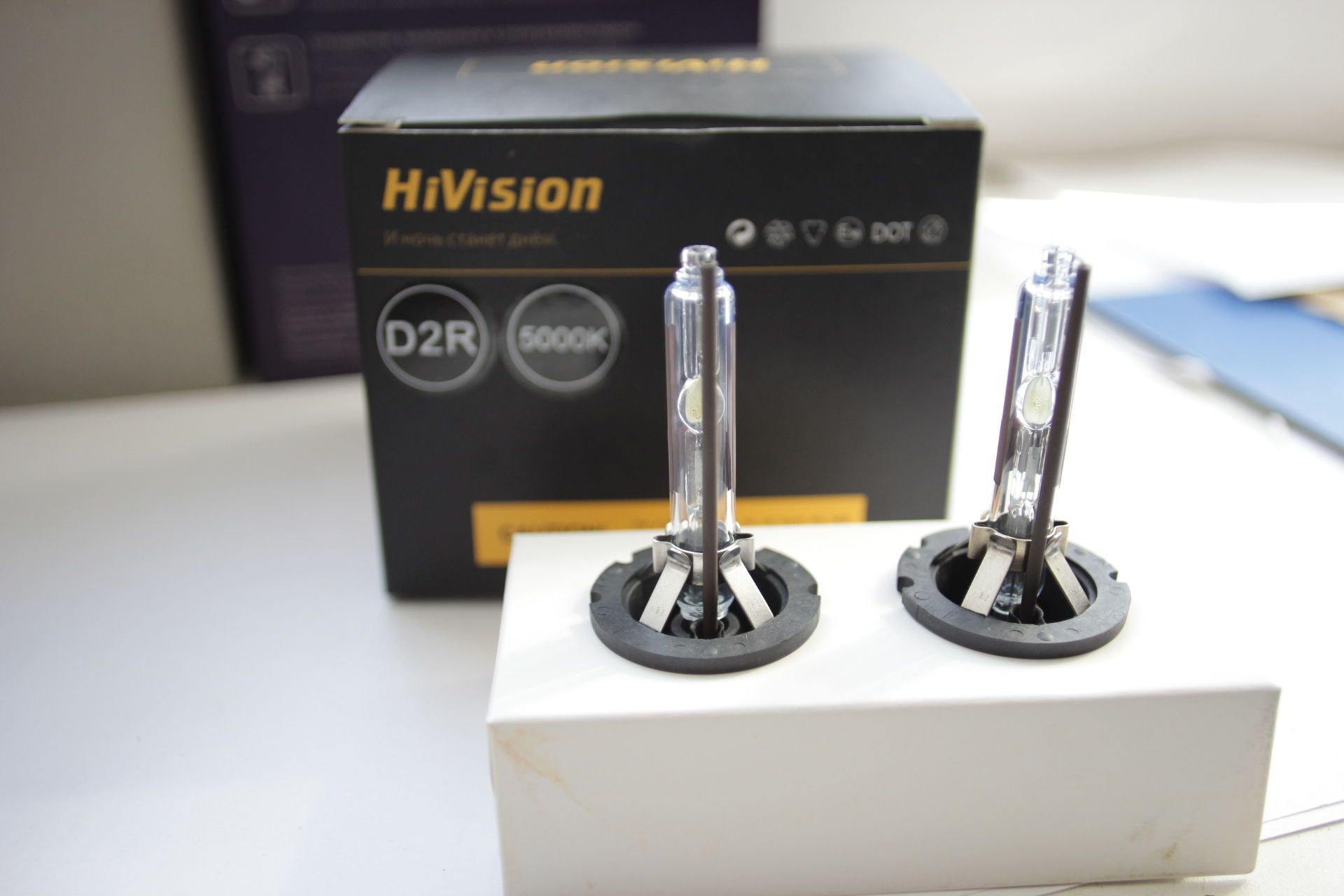Лампа ксеноновая HiVision D2R 6000K (комплект 2шт.)